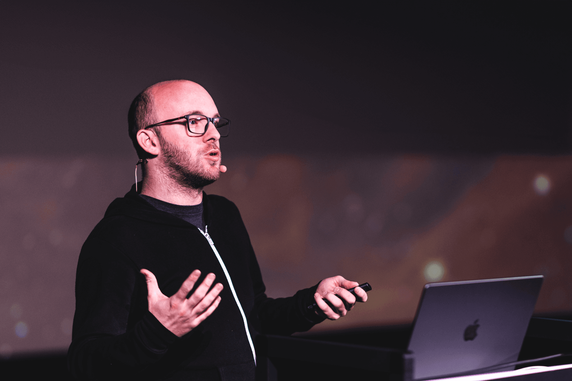 The four pillars of DevRel (and the foundation they rest on) | Chris Reddington - Chrisreddington logo